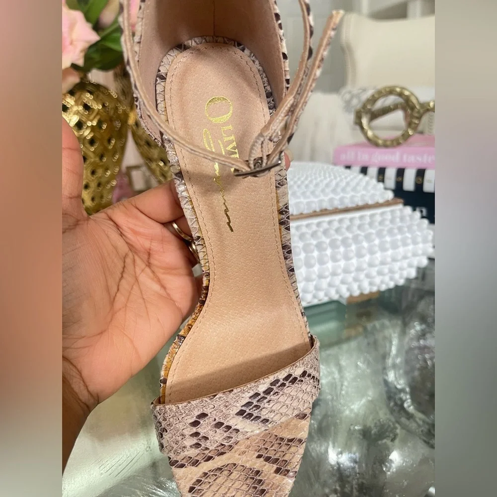 SNAKE PRINT STRAPPY OPEN-TOE BLOCK HEEL SANDALS/SHOES SIZE 6